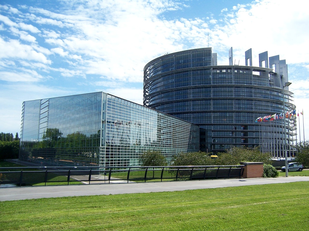 Resolución histórica del Parlamento Europeo para apoyar la bicicleta
